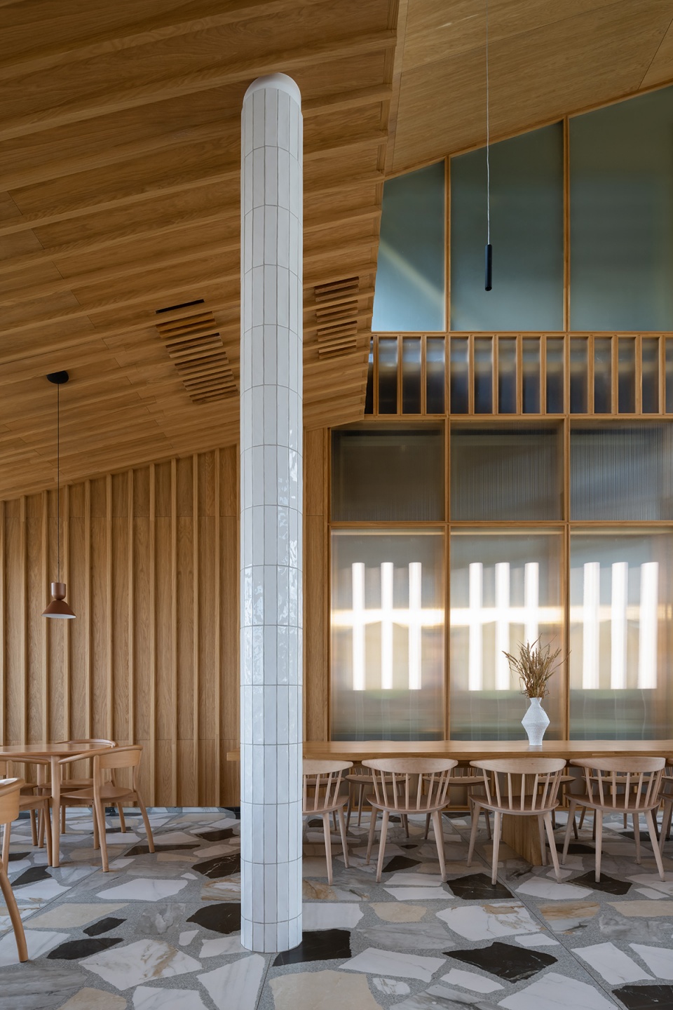 the hospitality center in the park kudykina gora by megabudka