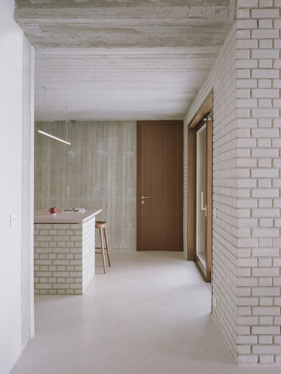 st minas house by neiheiser argyros