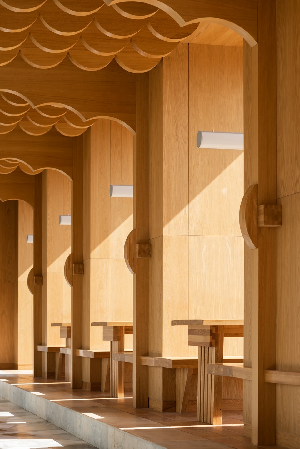 the hospitality center in the park kudykina gora by megabudka