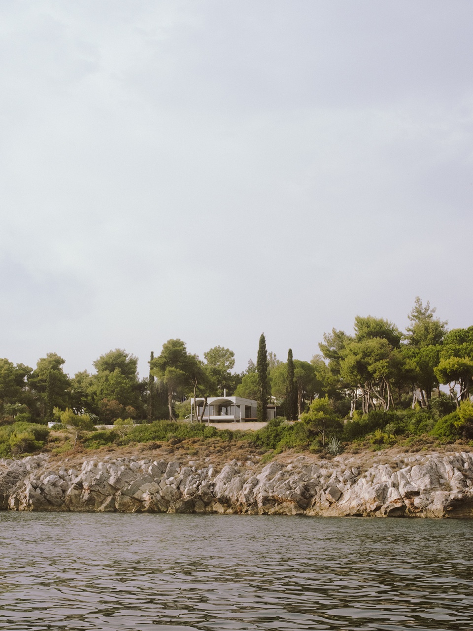 st minas house by neiheiser argyros