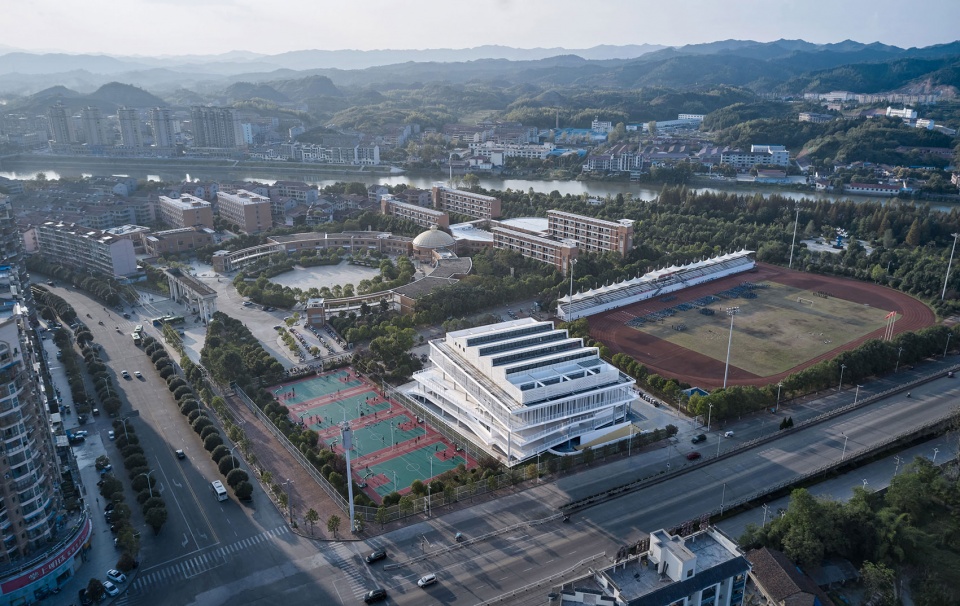 Yihuang 1st High School Complex Leeko Studio