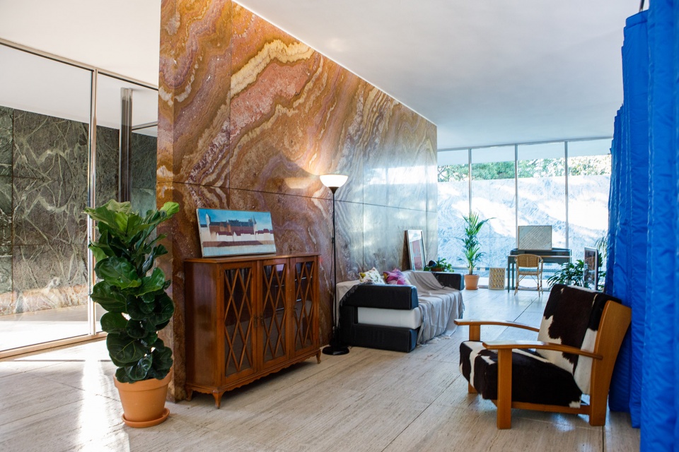 never demolish intervention at mies van der rohe pavilion