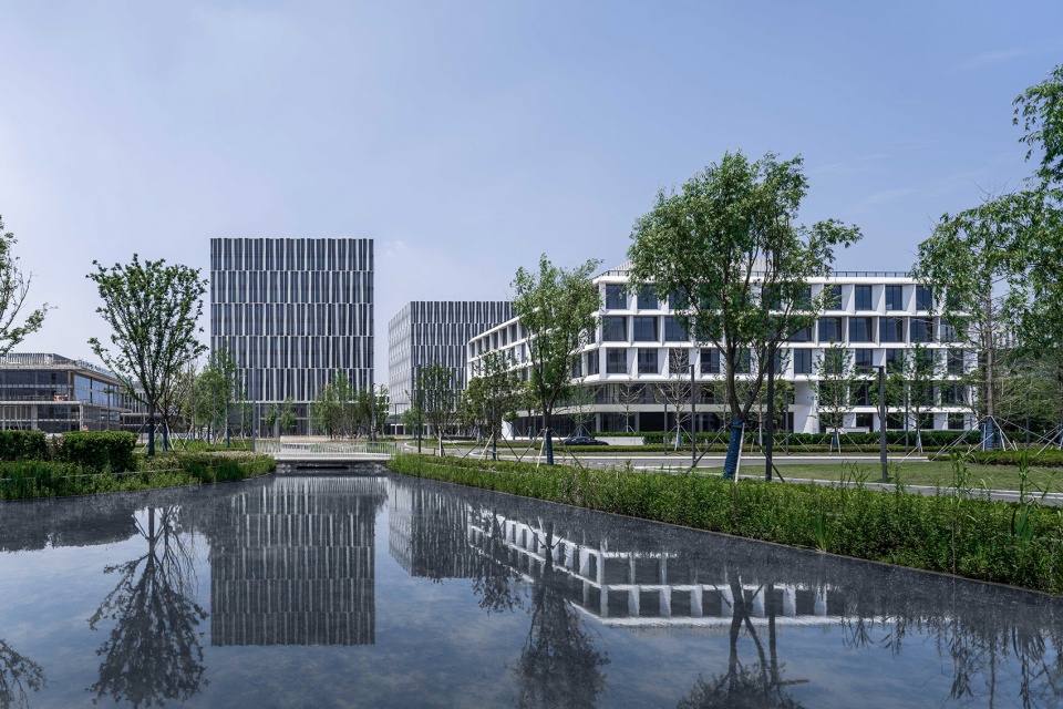 caohejing science and technology oasis phase 4 china by gmp