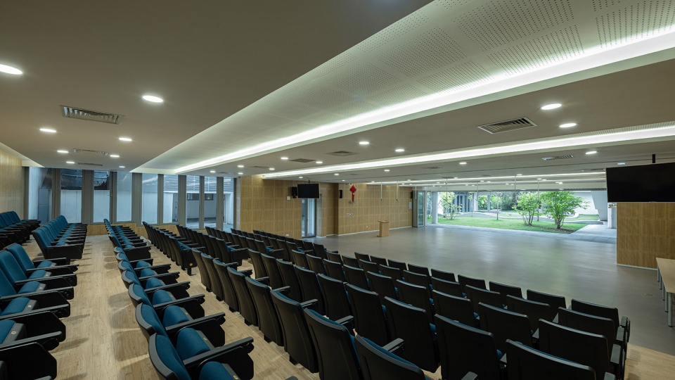 Chongqing Liangjiang New District People’s Primary School gad