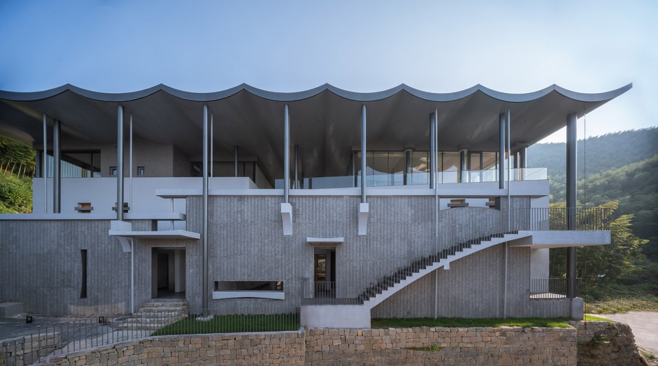 roof iii china by atelier lai