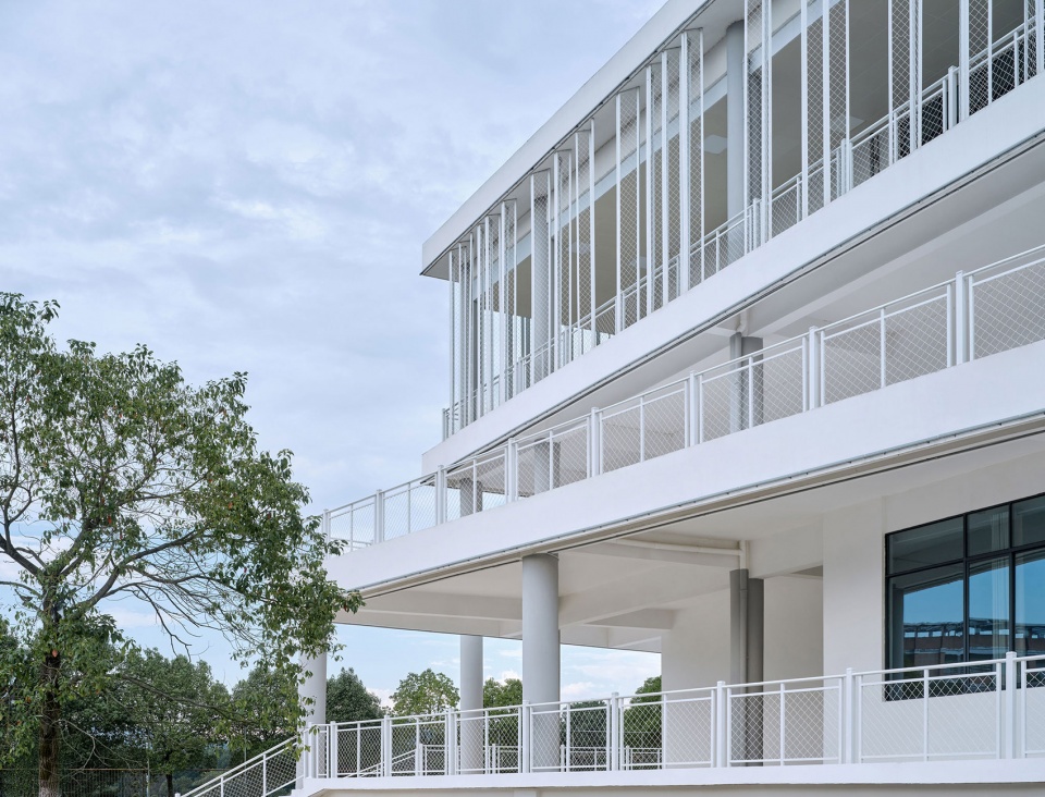 Yihuang 1st High School Complex Leeko Studio