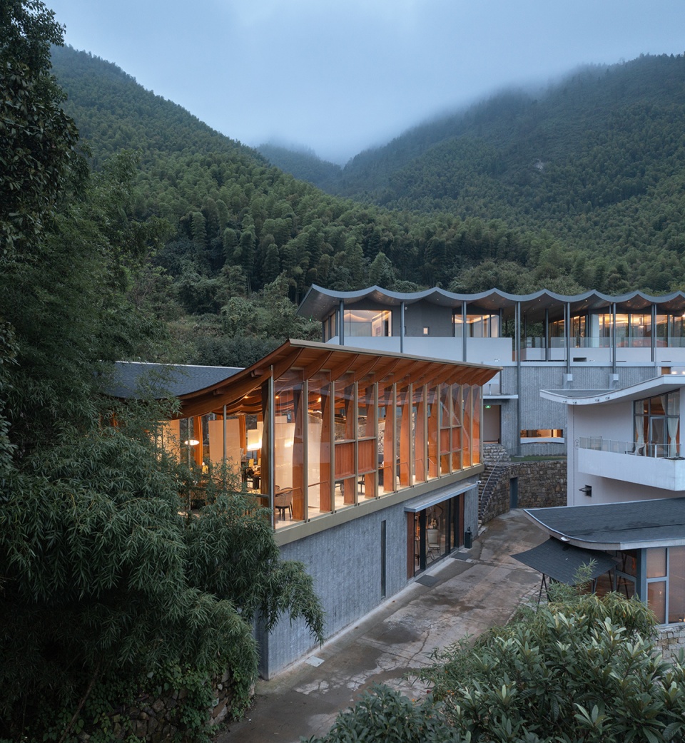 roof iii china by atelier lai