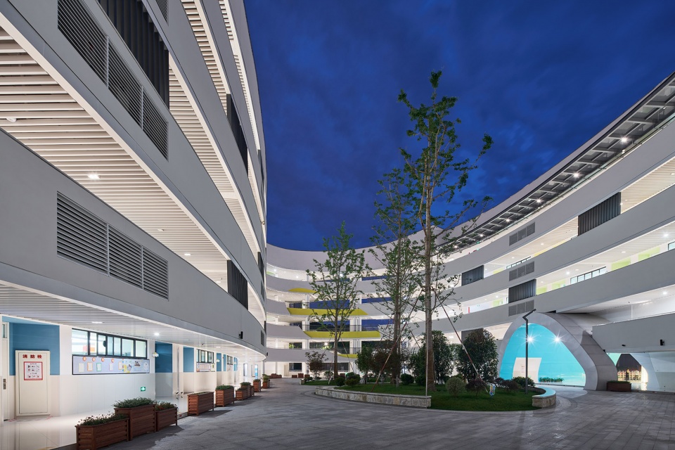 Chouzhou primary school in Yiwu City ZIAD