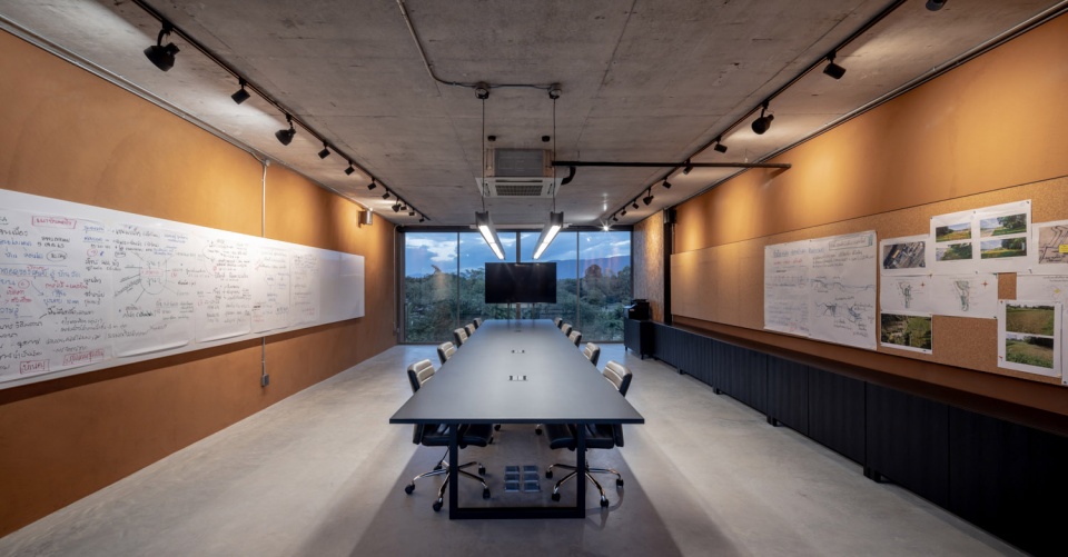 PANNAR Sufficiency Economic and Agriculture Learning Center Vin Varavarn Architects