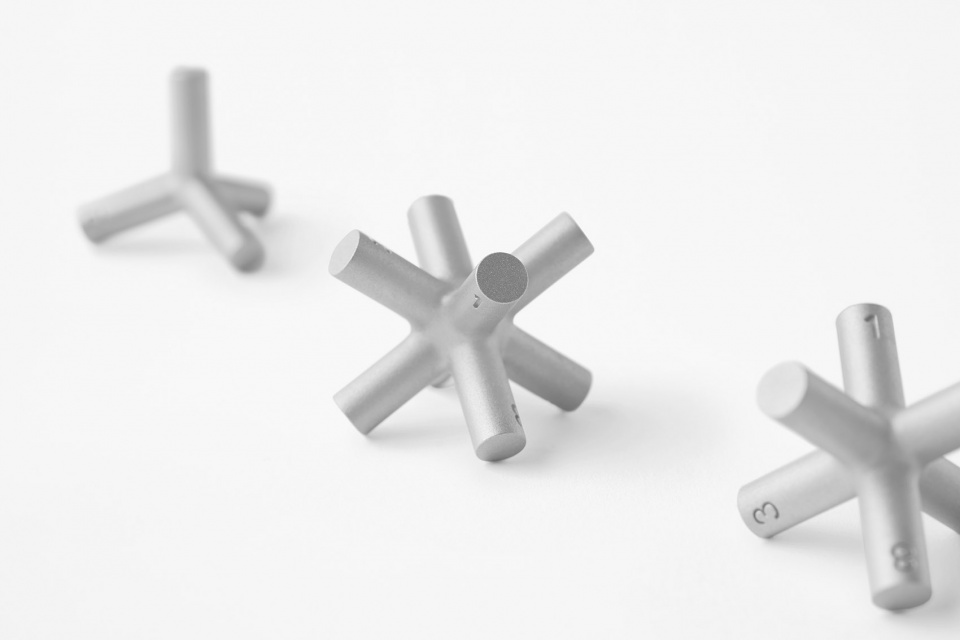linear dice by nendo