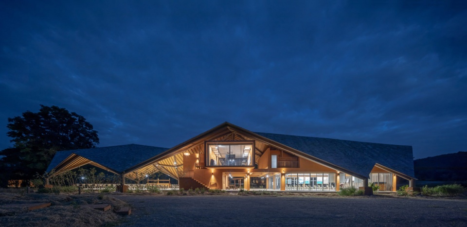 PANNAR Sufficiency Economic and Agriculture Learning Center Vin Varavarn Architects