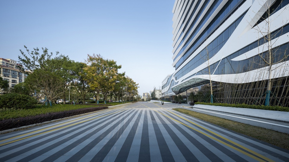 days inn haimen china by ruf architects