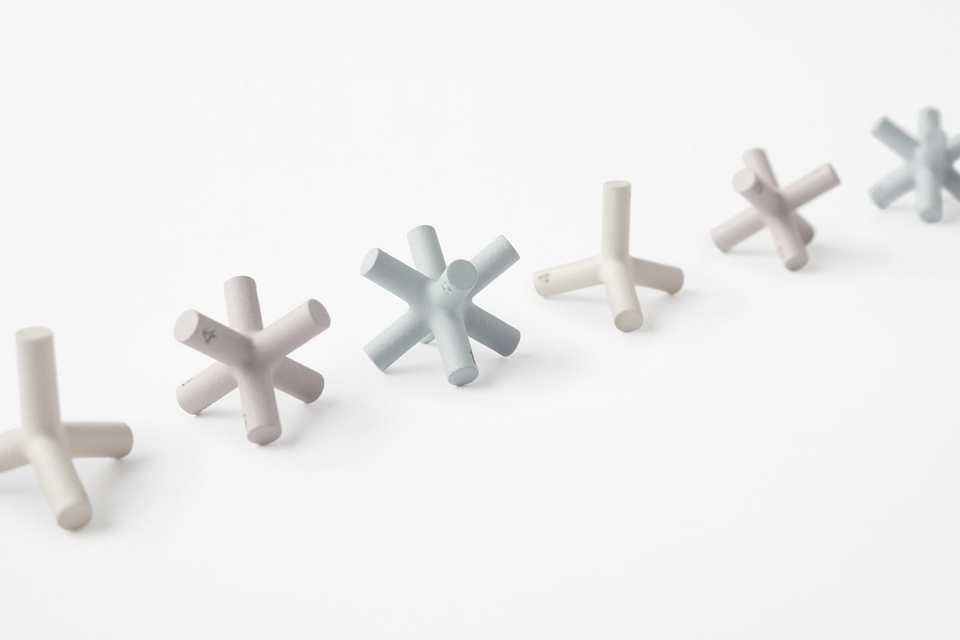 linear dice by nendo