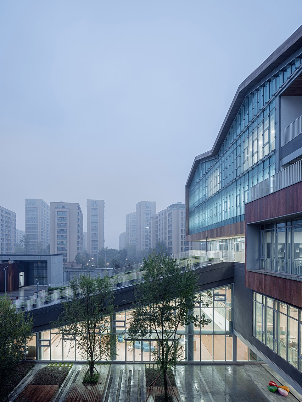Chongqing Liangjiang New District People’s Primary School gad