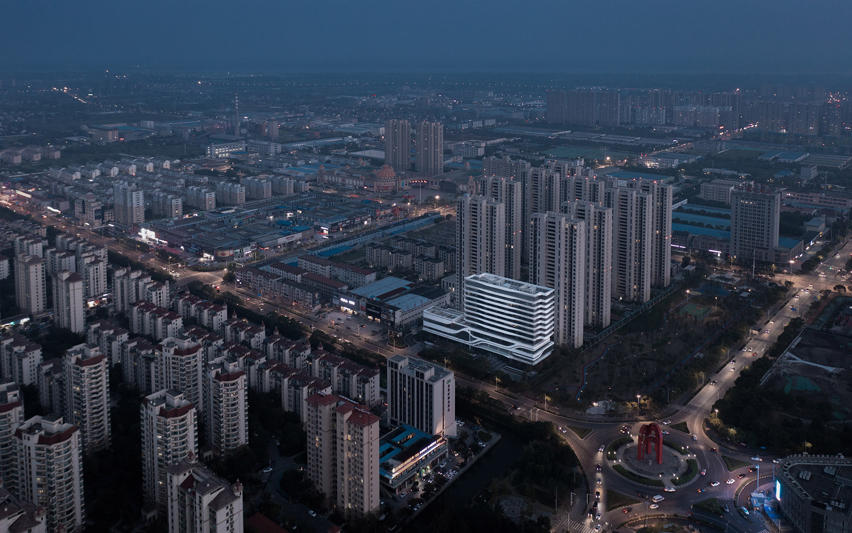 Days Inn Haimen, China by RUF Architects 谷德设计网