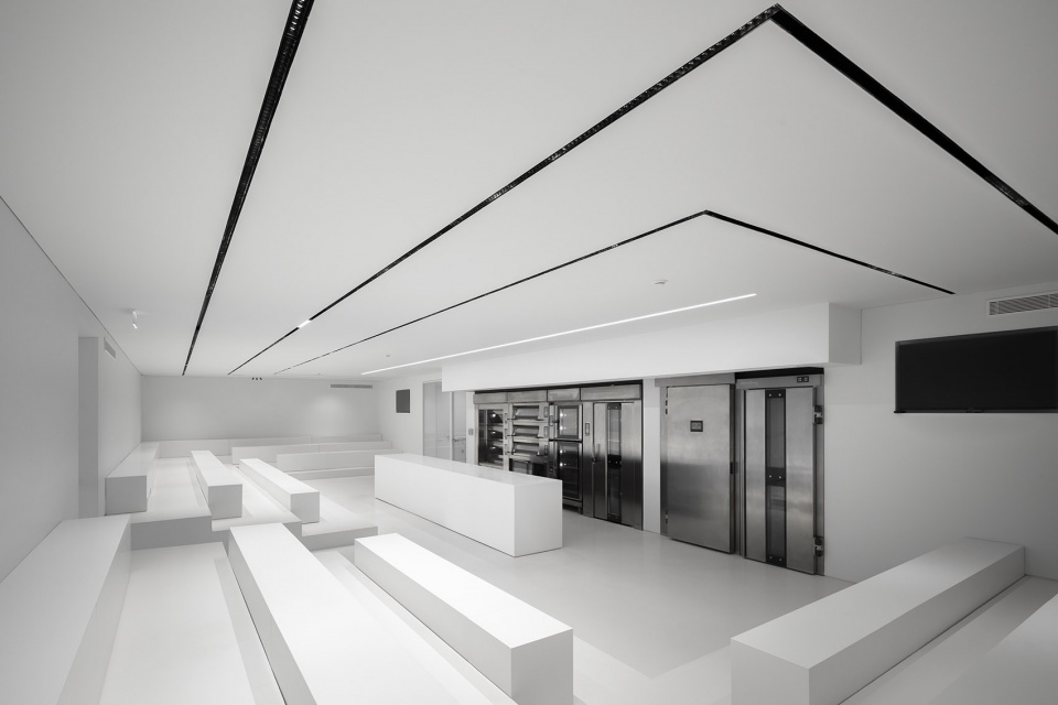 Requalification and Expansion of Ramalhos Facilities Espaco Objecto Arquitetura Design