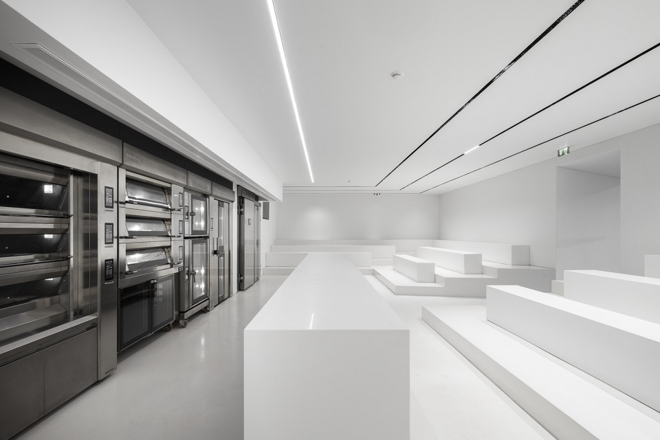Requalification and Expansion of Ramalhos Facilities Espaco Objecto Arquitetura Design