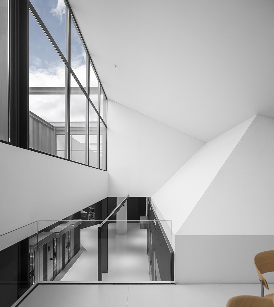 Requalification and Expansion of Ramalhos Facilities Espaco Objecto Arquitetura Design