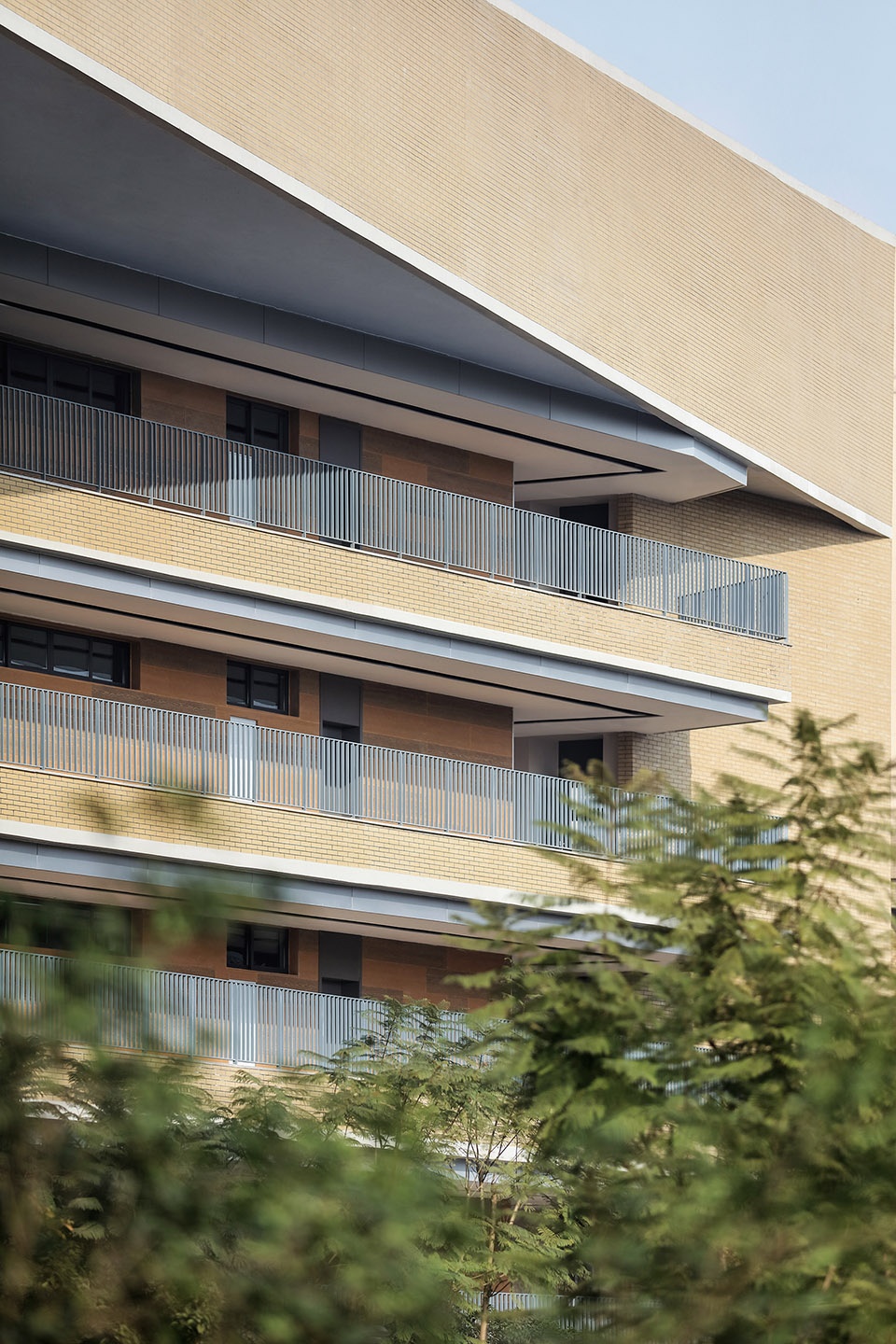 Liangjiang Campus of the High School Affiliated to Southwest University gad