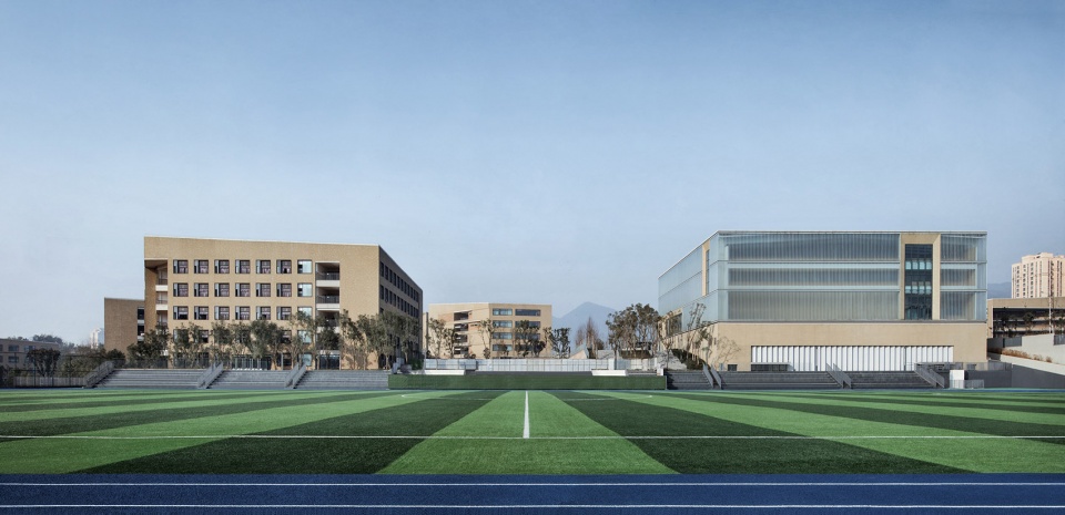 Liangjiang Campus of the High School Affiliated to Southwest University gad