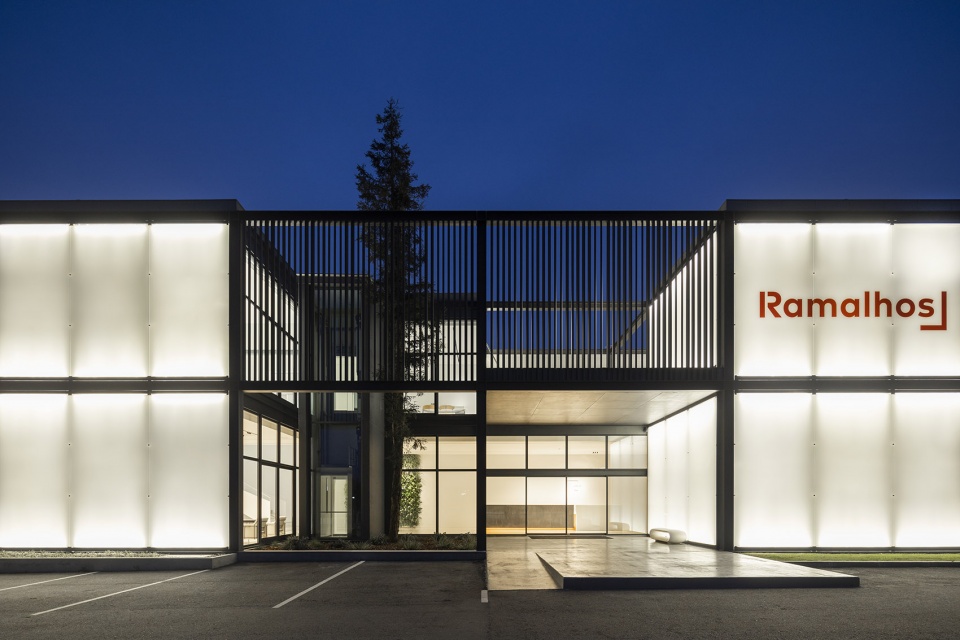 Requalification and Expansion of Ramalhos Facilities Espaco Objecto Arquitetura Design