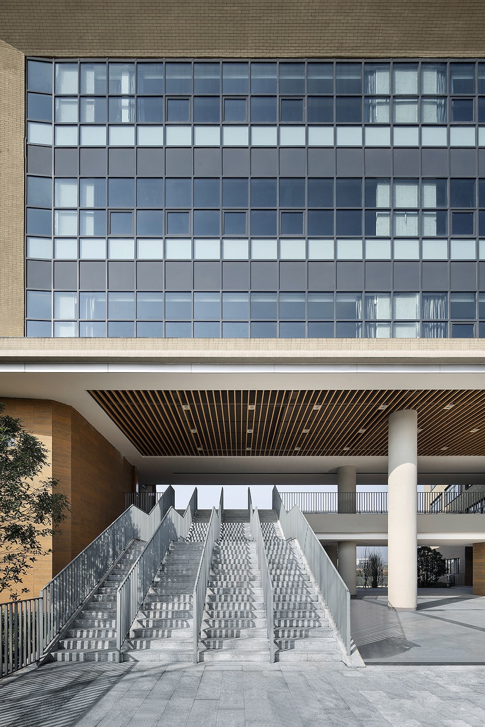 Liangjiang Campus of the High School Affiliated to Southwest University gad