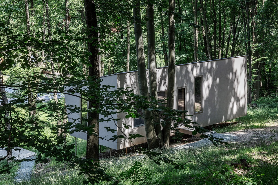 Cabin Moss by Beres Architects