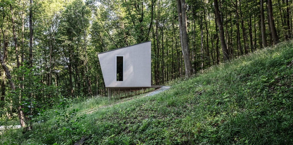 Cabin Moss by Beres Architects