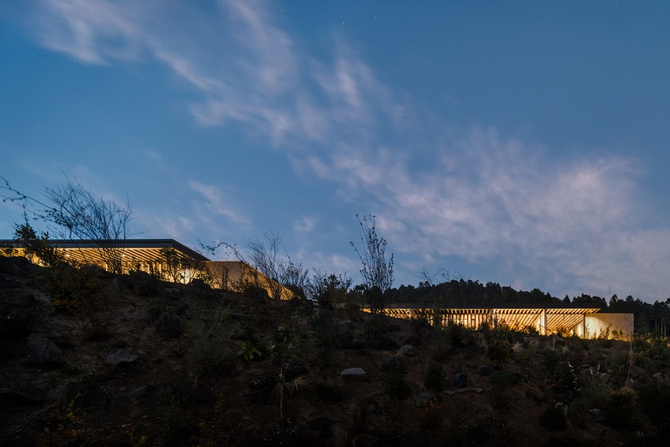 Hill House Manuel Cervantes Céspedes