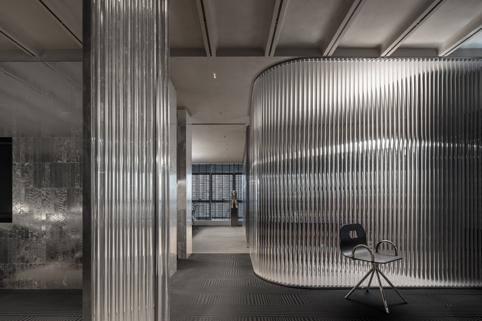 TOMO OFFICE China by TOMO INTERIOR DESIGN FIRM