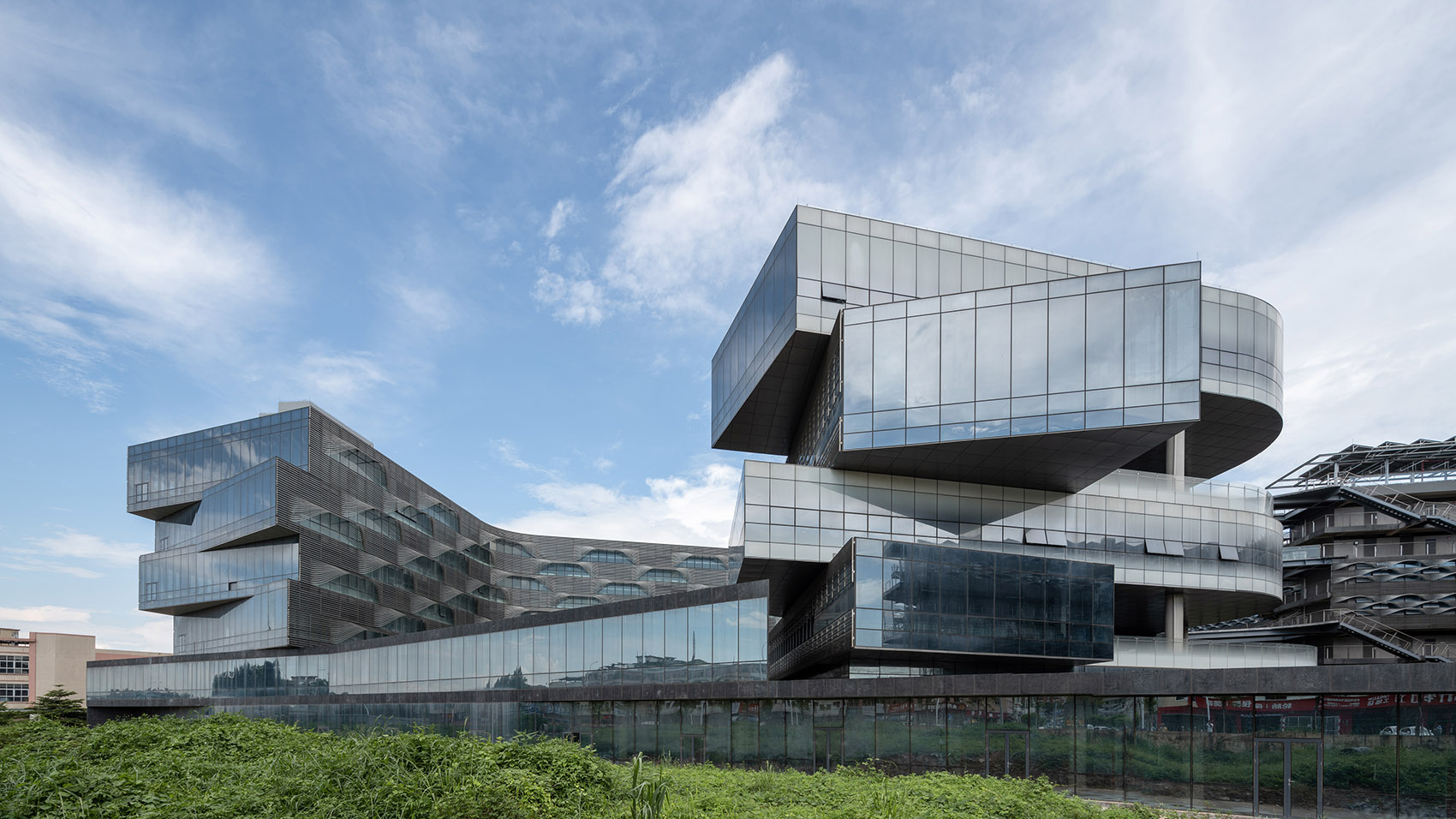 dissona-work-live-complex-by-diller-scofidio-renfro