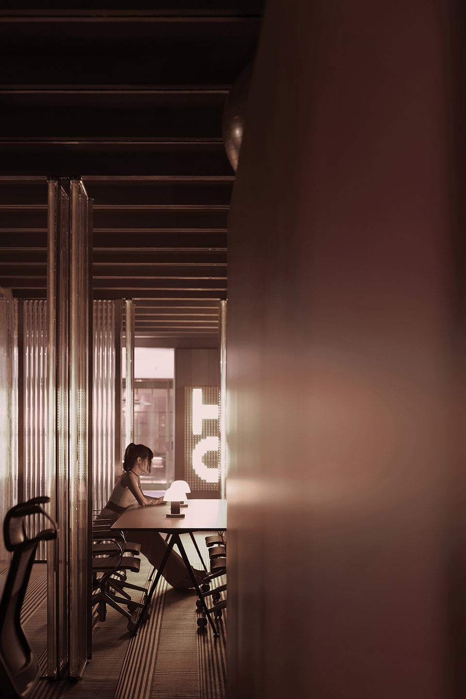 TOMO OFFICE China by TOMO INTERIOR DESIGN FIRM