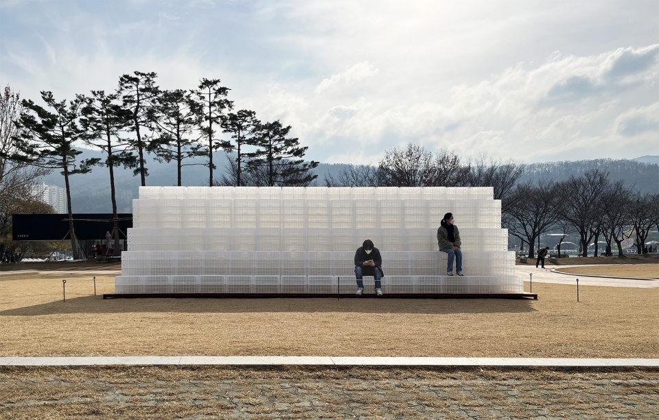 recycled pavilion by hyunje joo baukunst