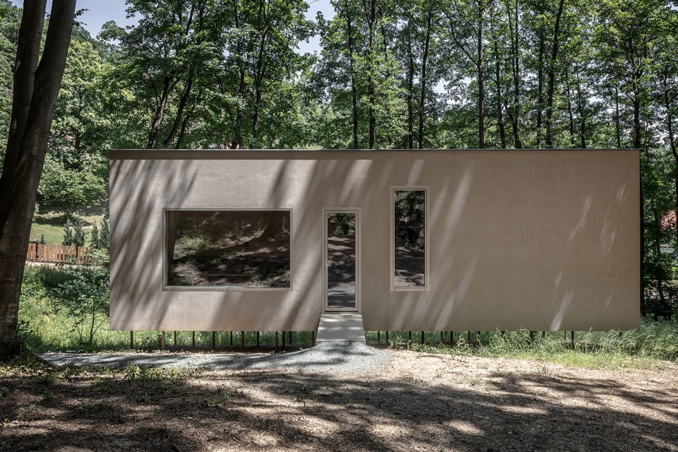Cabin Moss by Beres Architects