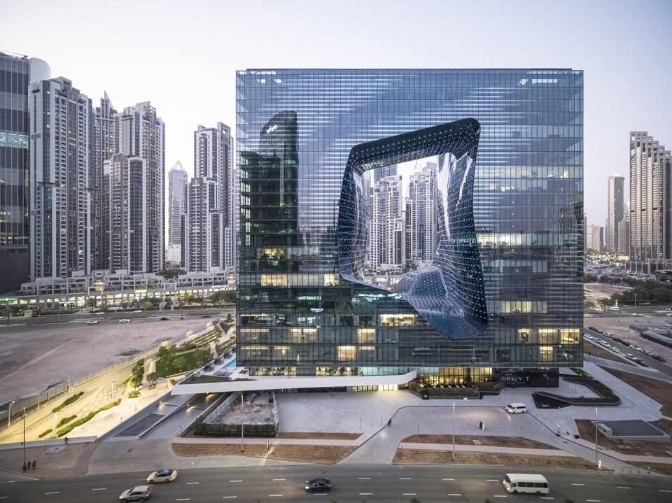 me dubai hotel at the opus zaha hadid architects 960x719