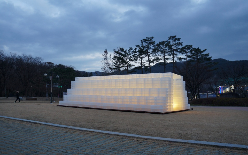 recycled pavilion by hyunje joo baukunst