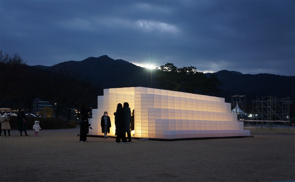 recycled pavilion by hyunje joo baukunst