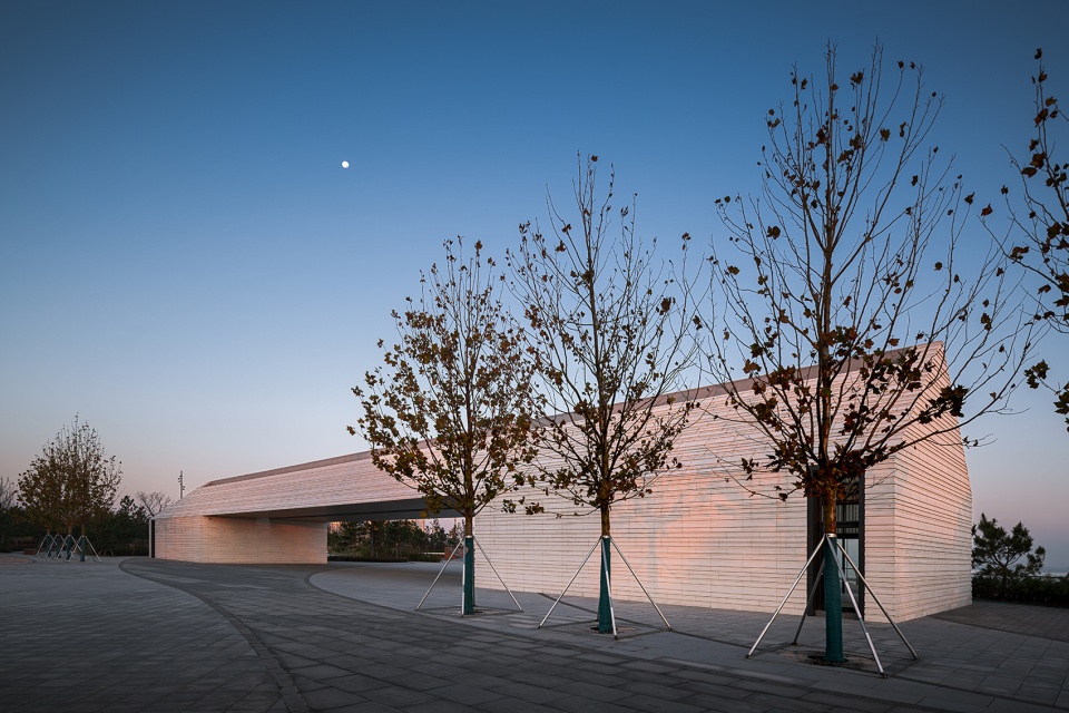 seashore linear house china by oikos