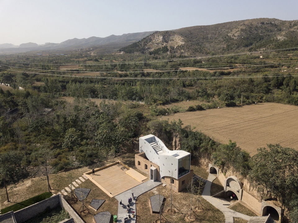 Library in Ruins ATELIER XI
