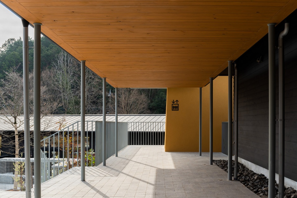 Machida Shikisai no Mori by N YAMADA ARCHITECT associates Studio terra