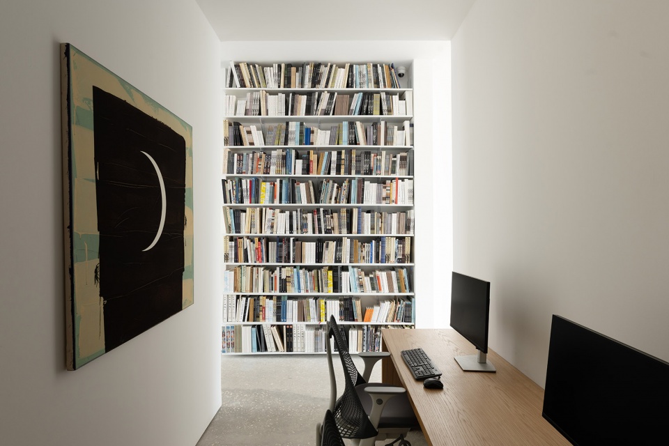 gordon gallerys new exhibition space in jerusalem by salty architects