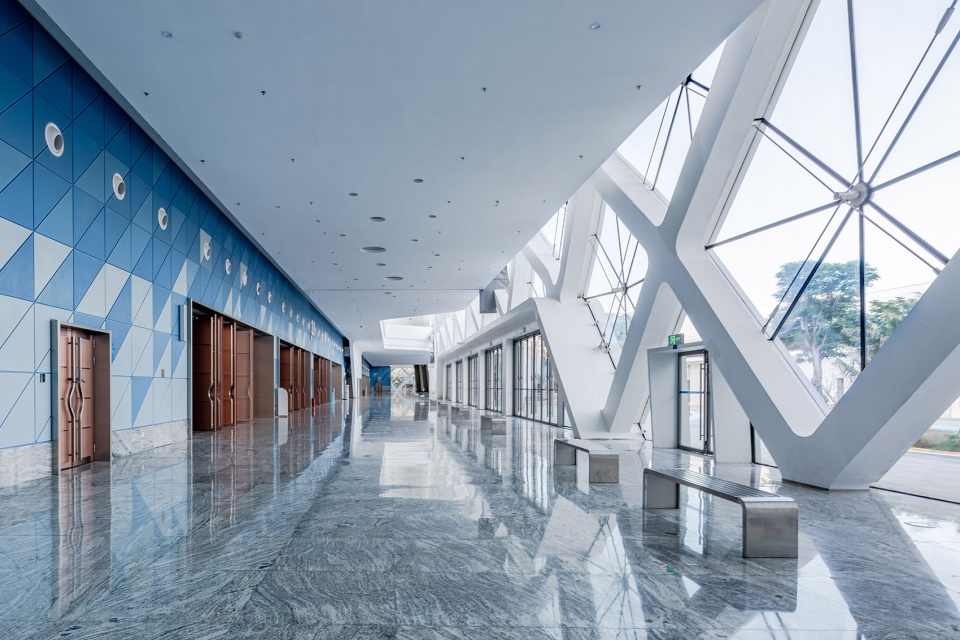 hainan international conventionand exhibition center phase ii china by hl and ptad