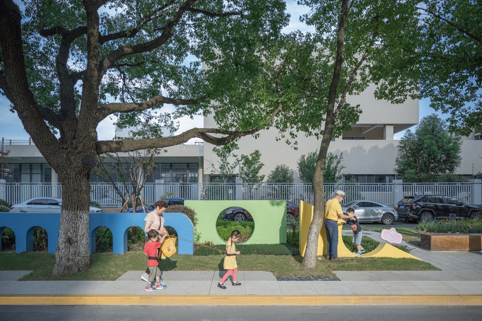 renovation of zhenhua experimental primary school and other plots china by hl studio