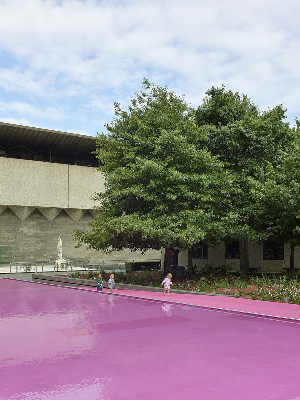 Pond er 2021 Architecture Commission by Taylor Knights Architects James Carey