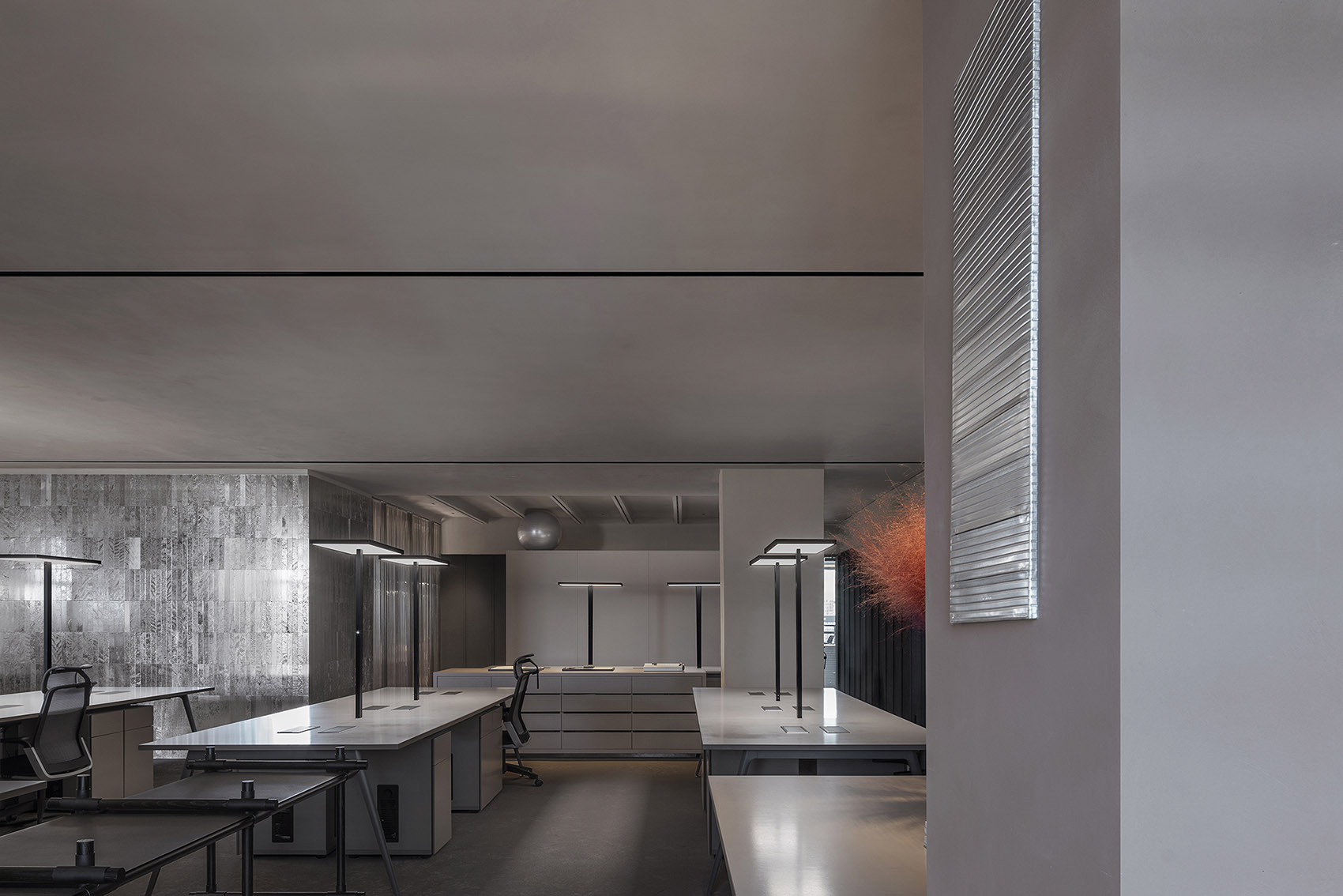 TOMO OFFICE, China by TOMO INTERIOR DESIGN FIRM - 谷德设计网