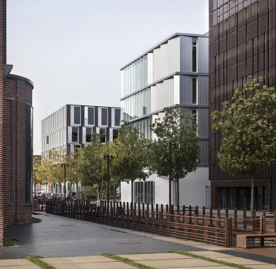 LUCIO by Barbarito Bancel Architectes