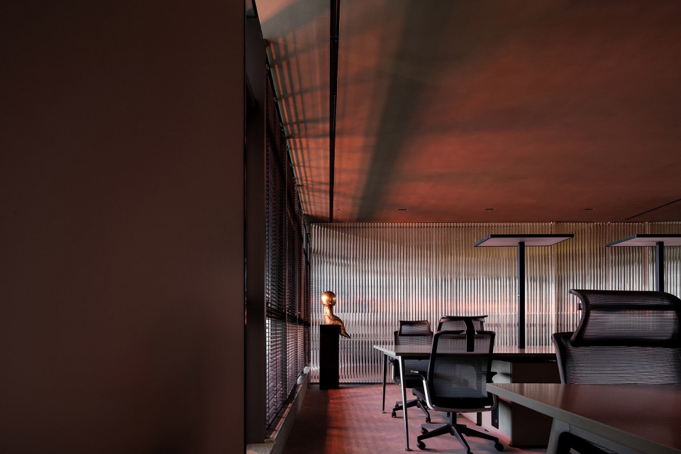 TOMO OFFICE China by TOMO INTERIOR DESIGN FIRM