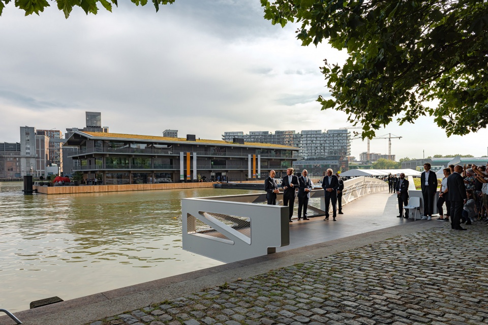 floating office rotterdam by powerhouse company