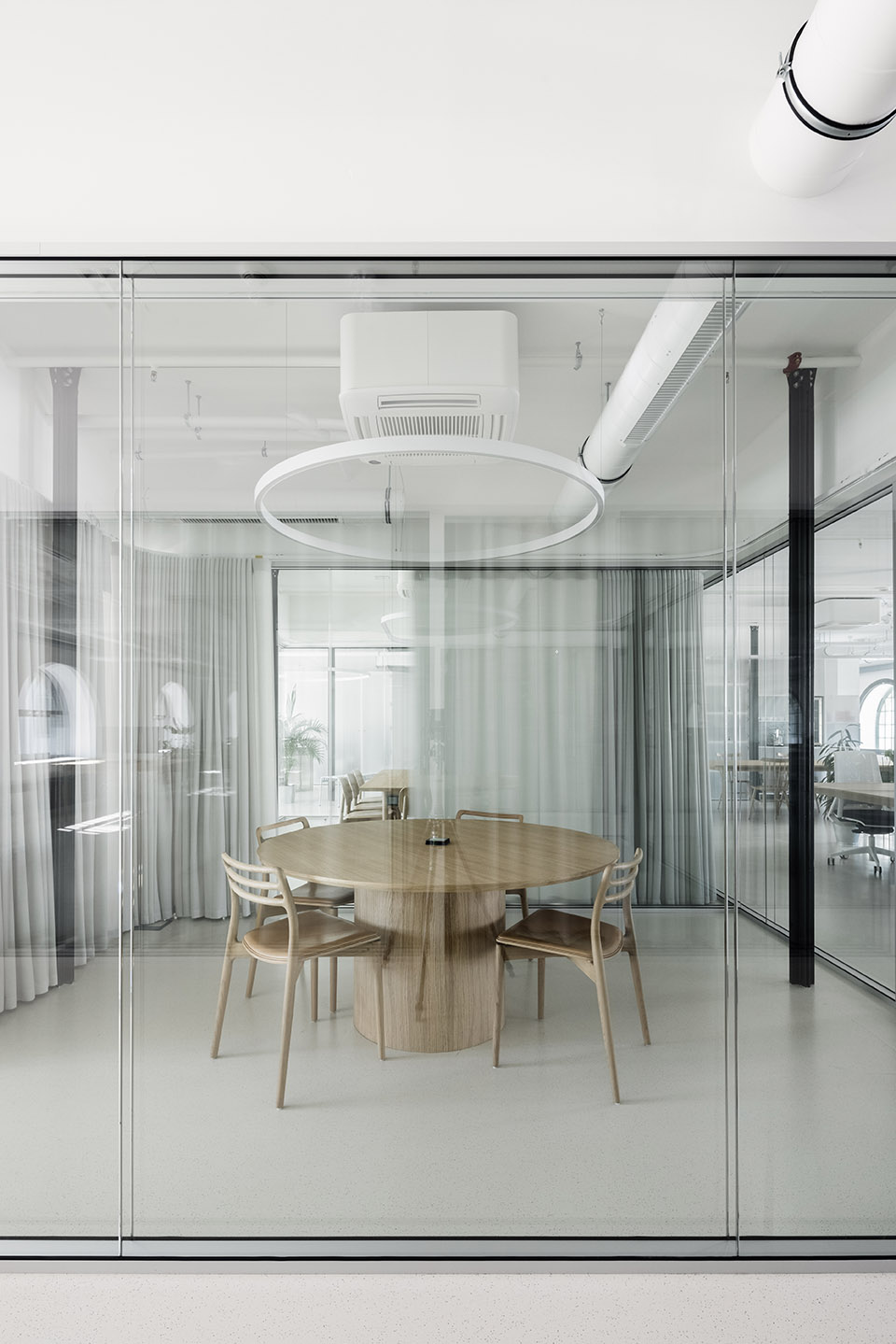 SLC Offices by Kuklica Smerek