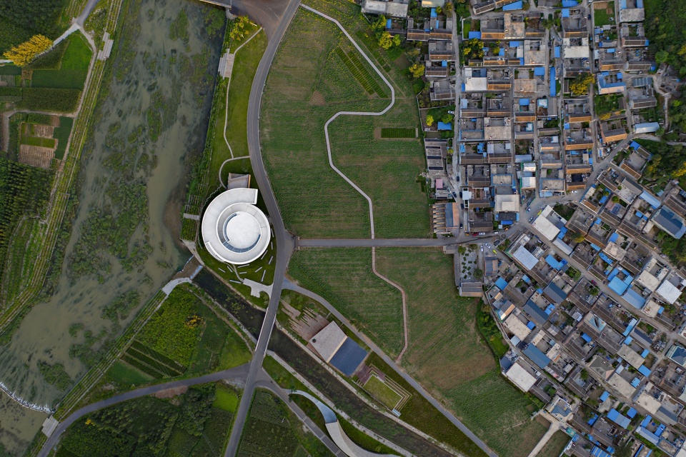 Tiangang Art Center SYN Architects